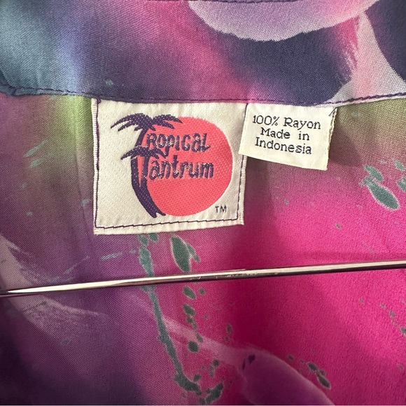 Tropical Tantrum Top - Picture 2 of 3